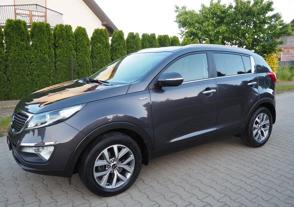 Kia Sportage cena 59800 przebieg: 198000, rok produkcji 2014 z Sławno małe 781